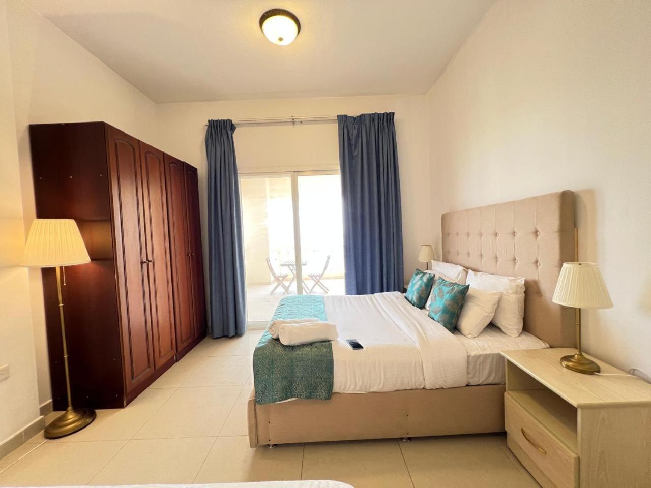 Hala Homes - Al Hamra Village, Rak Apartment