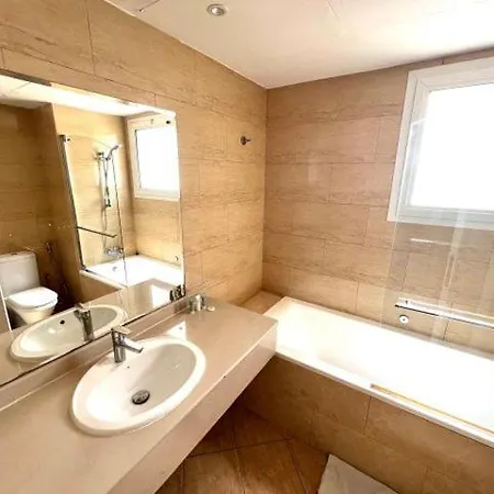 Hala Holiday Homes - Al Hamra Village, Rak Ras al-Khaimah Exterior photo