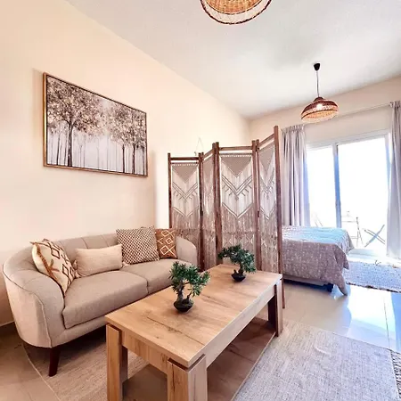Hala Holiday Homes - Al Hamra Village, Rak Ras al-Khaimah Exterior photo