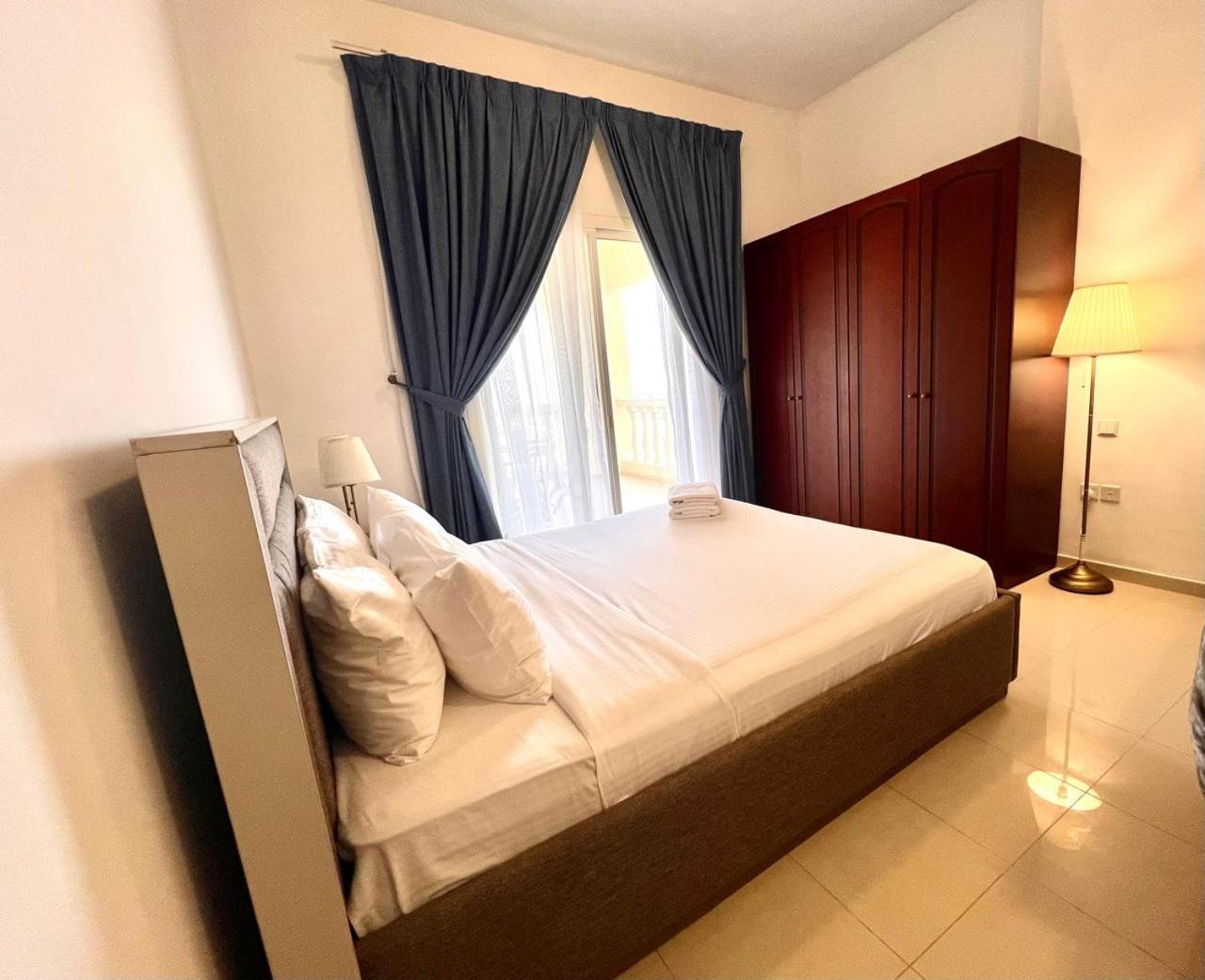 Hala Homes - Al Hamra Village, Rak Apartment *